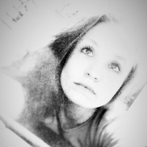 ellie_deedles